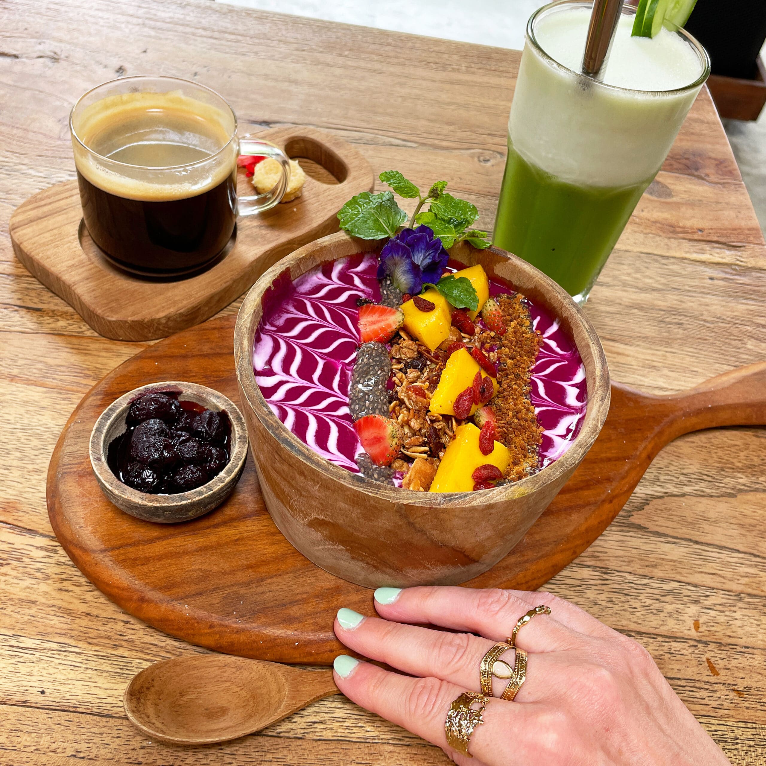 The most aesthetic smoothie bowl at Mudra cafe, Ubud.